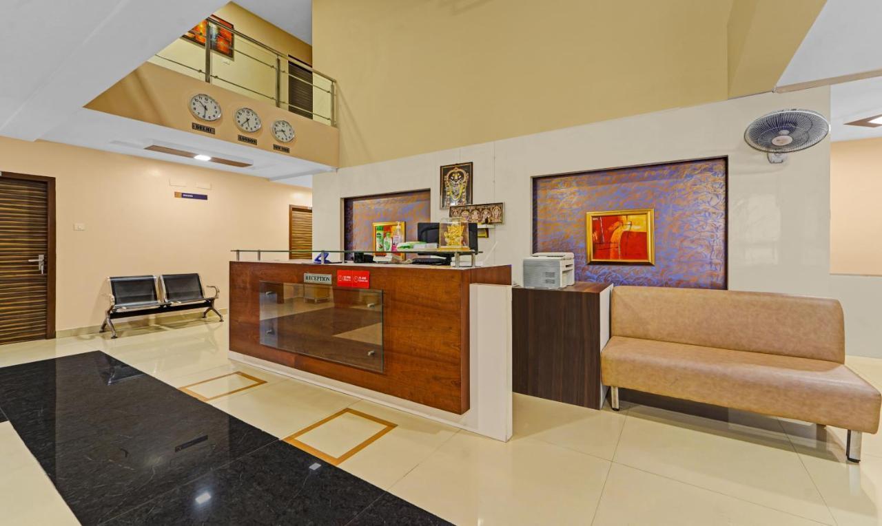 Treebo Trend Aadvik Sai Residency Hotel Chennai Exterior photo